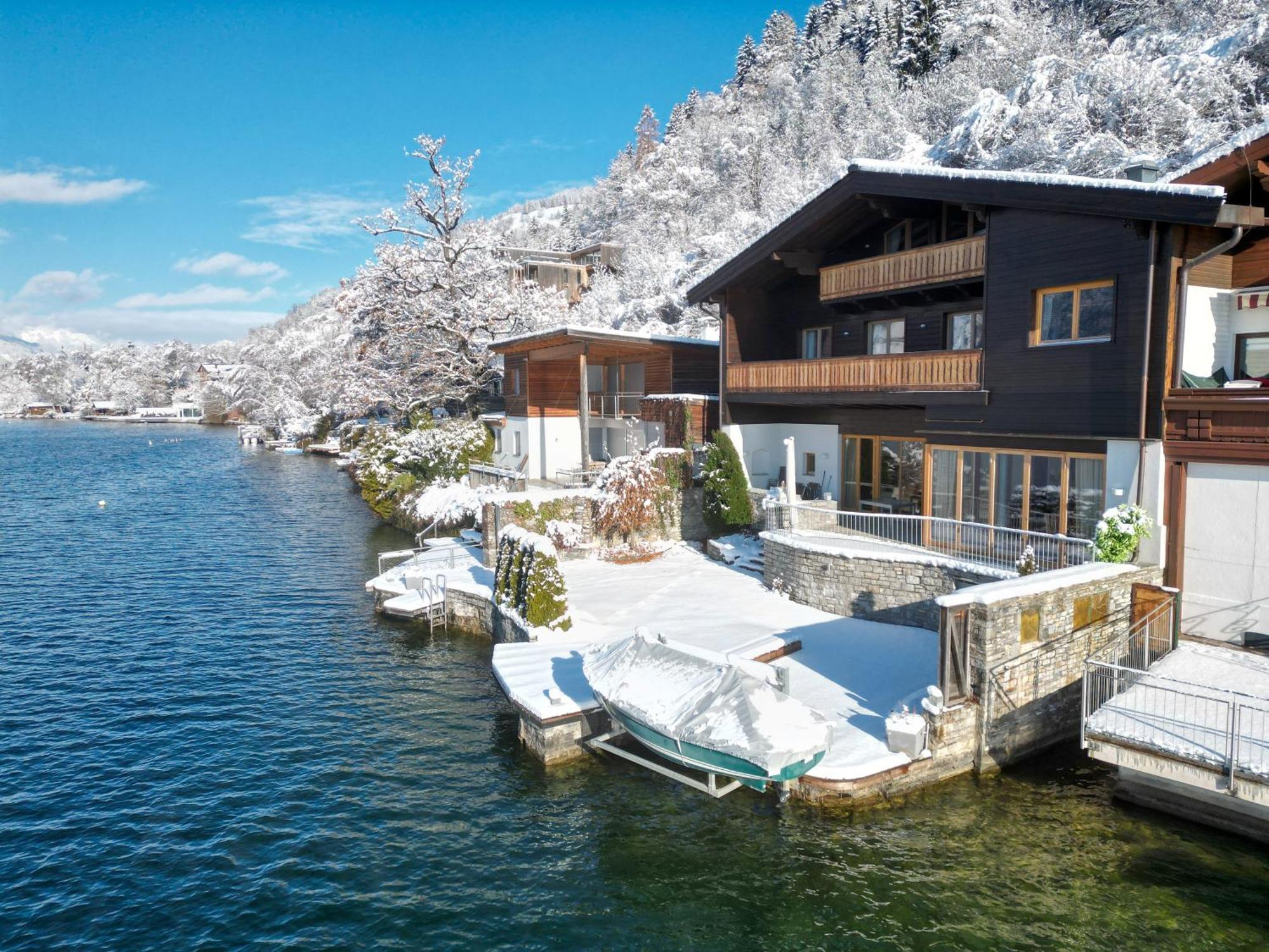 Finest Lakeside Villa Zell Am See By All In One Apartments Erlberg Exterior photo